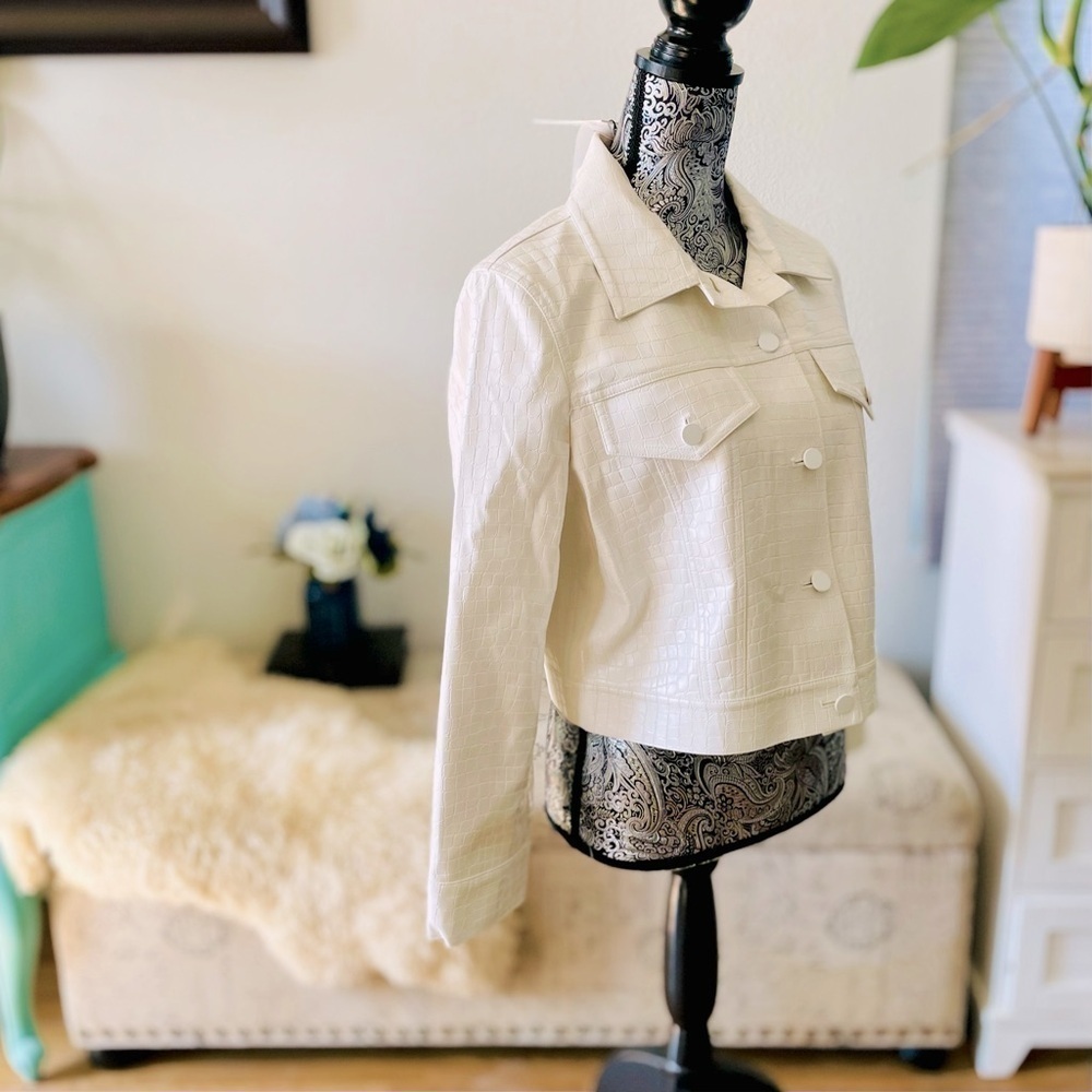 NWT Alice + Olivia Chloe Croc Embossed Vegan Leather Cropped Jacket, XL - Picture 13 of 16